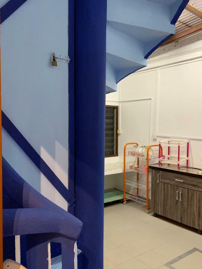 Retrohousecoco经典怀旧风格民宿nearjonker&Afamosa鸡场街红屋 By Myplace Malakka Dış mekan fotoğraf
